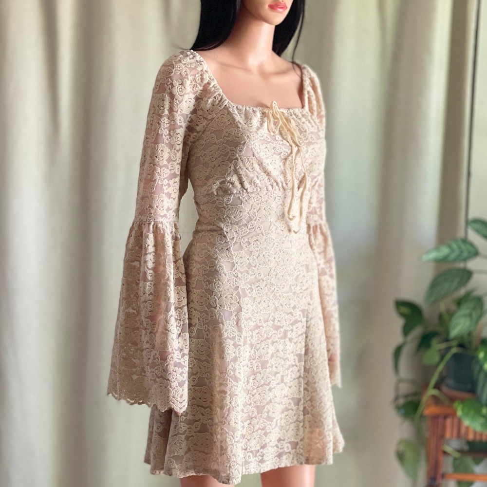 NWT Beige Floral Lace Bell Sleeve Mini‎ Dress Whimsigoth Cottagecore Fairycore S